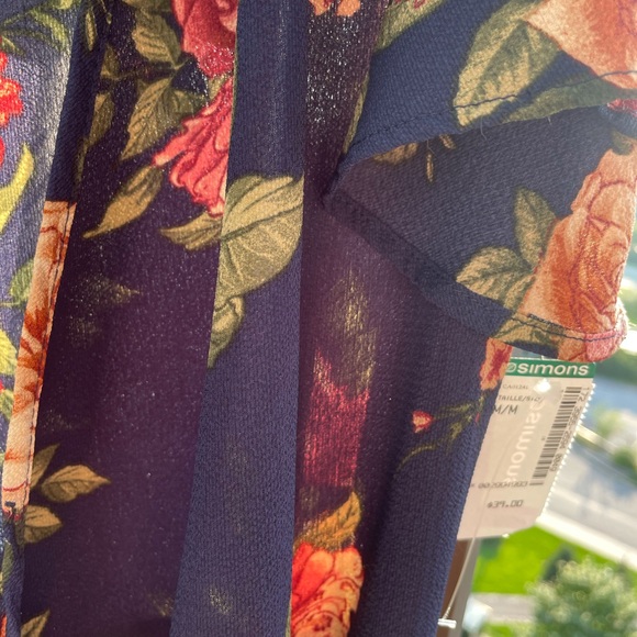 NWT Floral Summer Dress 🌹 - Picture 2 of 7